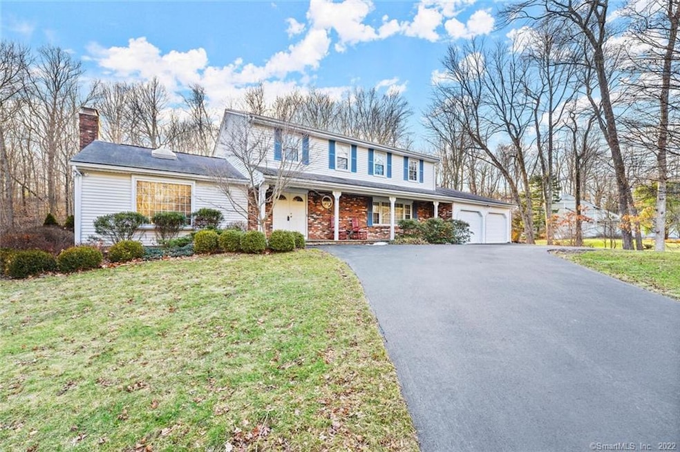 9 Old Fire Rd, Trumbull, CT 06611 - photo 1