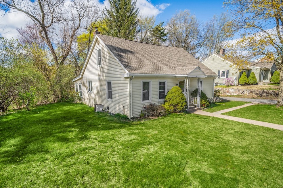 17 Arch St, Ludlow, MA 01056 - photo 1