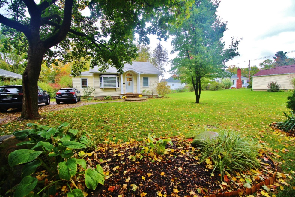 1353 Cedar Streetview