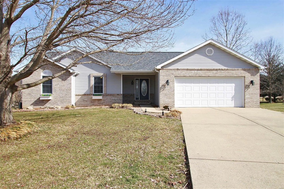 2300 Field Point Dr, Maryville, IL 62062 - photo 1