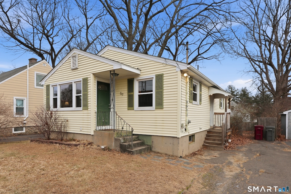 89 N Hoadley St, Naugatuck, CT 06770 - photo 1