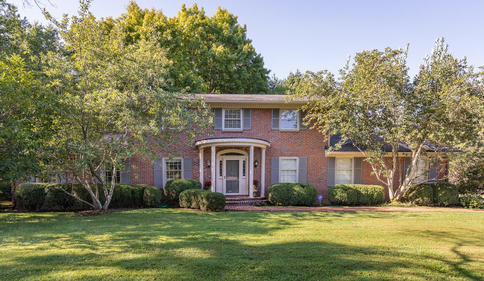 3861 Wyse Square-2