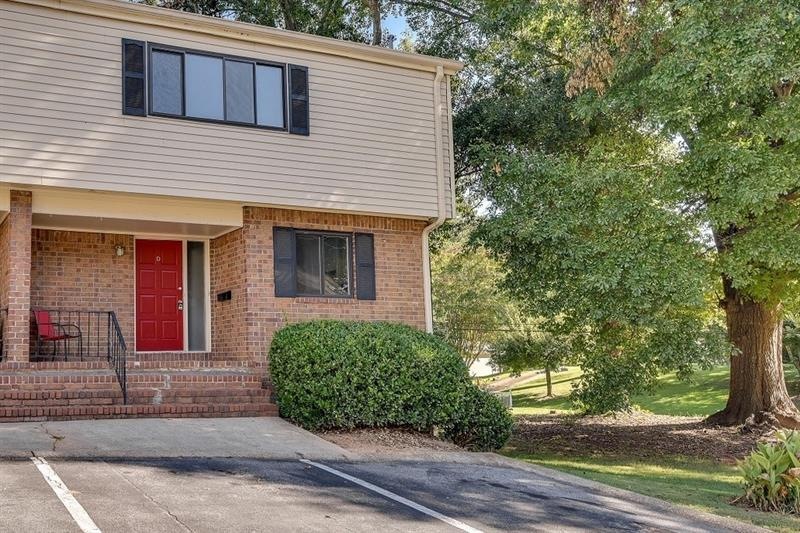 Dynamite complete townhome renovation in fabulous 