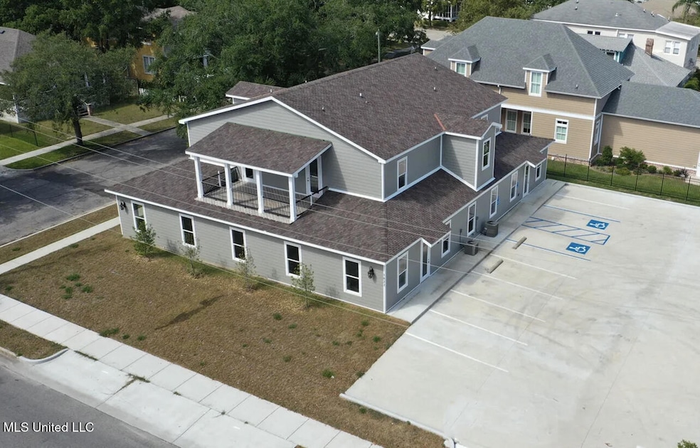 For Rent $1,900/month