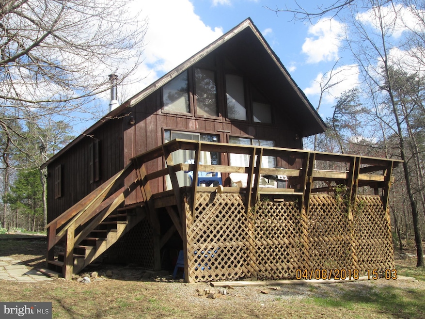 185 Plum Tree Ln, Berkeley Springs, WV 25411 - photo 1