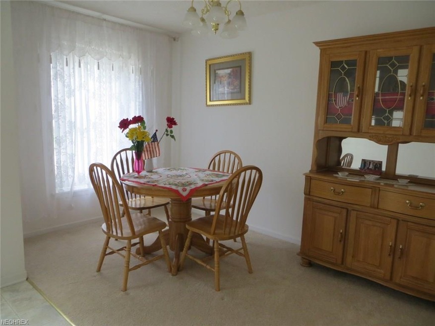 118 Waters Way Dr unit 18, Willowick, OH 44095 - photo 1