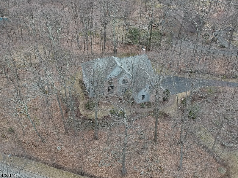 4 Falcon Run, Kinnelon, NJ 07405 - photo 1