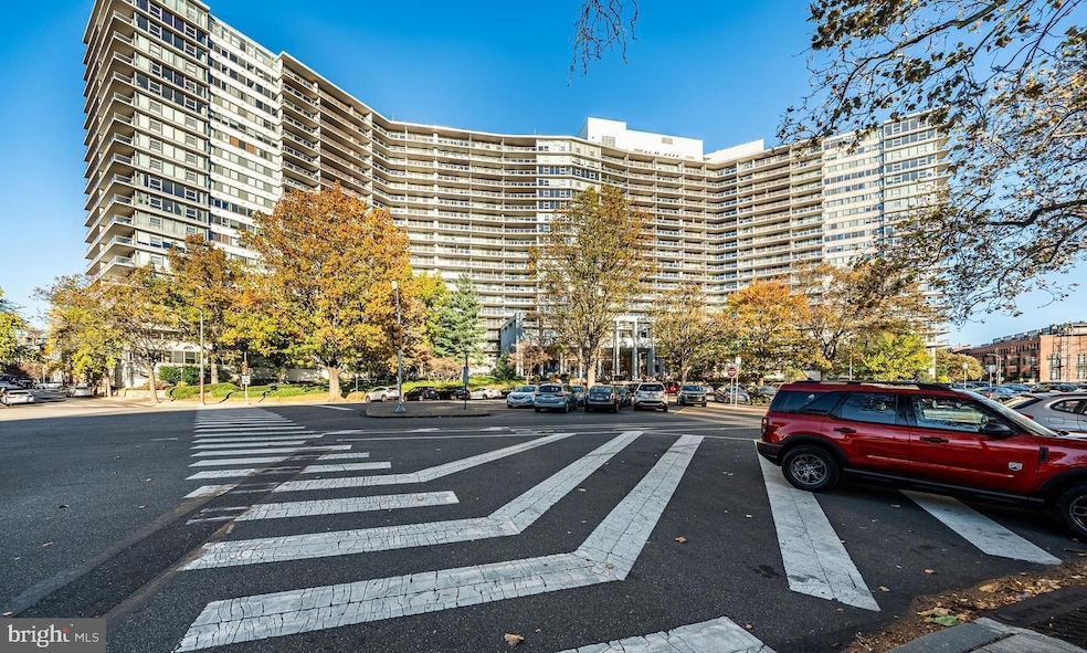 The Philadelphian unit 4C44, Philadelphia, PA 19130 - photo 1