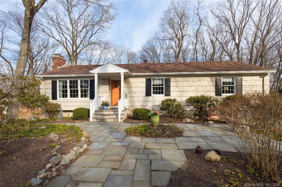 799 Quarter Mile Rd, Orange, CT 06477 - photo 1