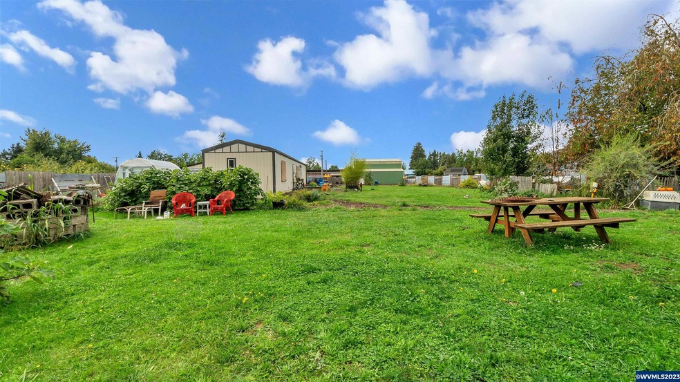 13100 Blackberry Ln, Hubbard, OR 97032 - photo 1