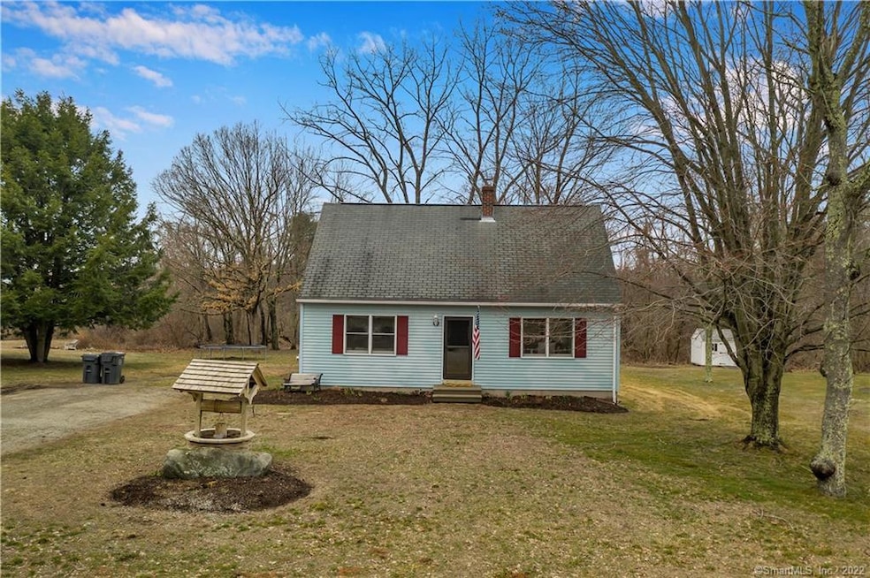 27 Carol Ave, Danielson, CT 06239 - photo 1