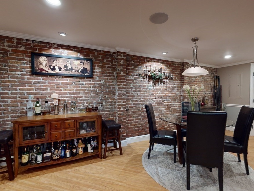 17 Liberty St unit 2, Waltham, MA 02452 - photo 1