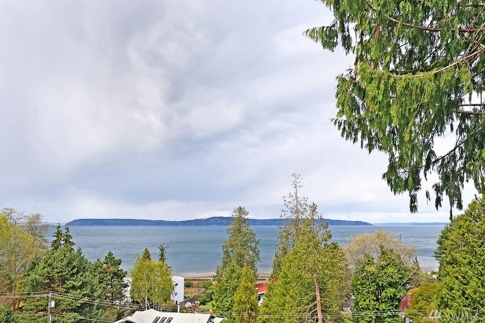 8311 Frederick Place, Edmonds, WA 98026 - photo 1