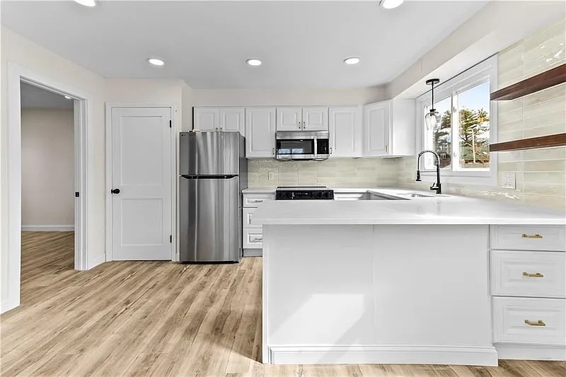 For Rent $2,500/month