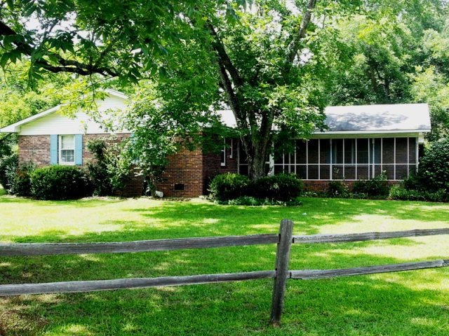 5708 Lawrence Ct, Macon, GA 31216 - photo 1