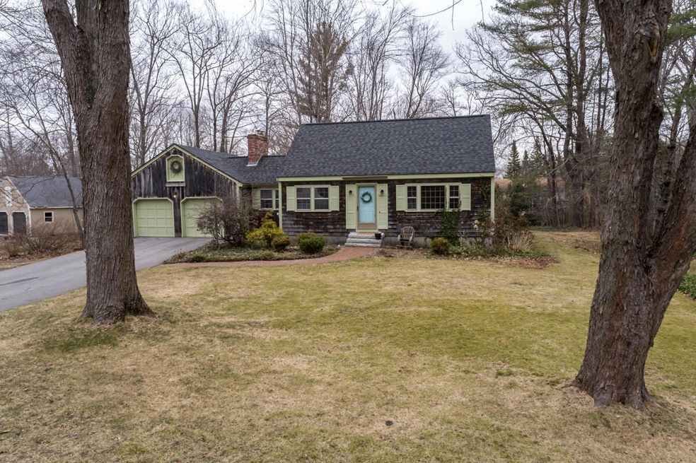 74 Bowdoin St, Yarmouth, ME 04096 - photo 1