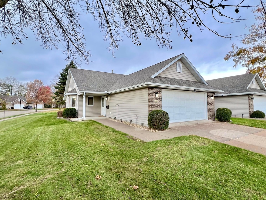 For Sale $325,000 • Co-Listing Agent