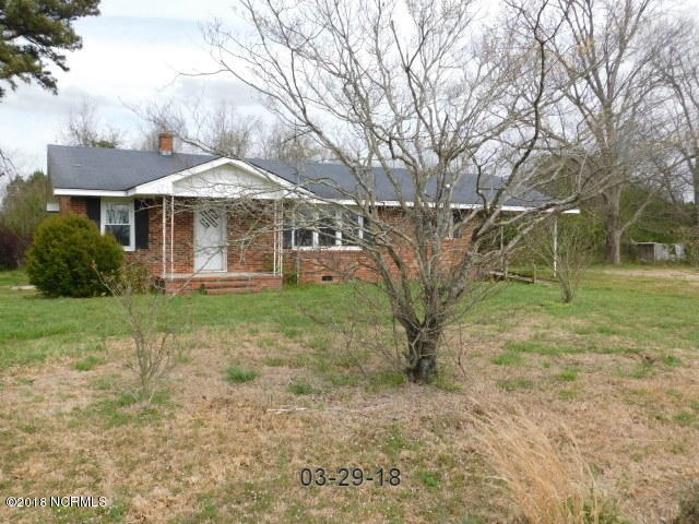 510 Johnston Hwy, Newton Grove, NC 28366 - photo 1
