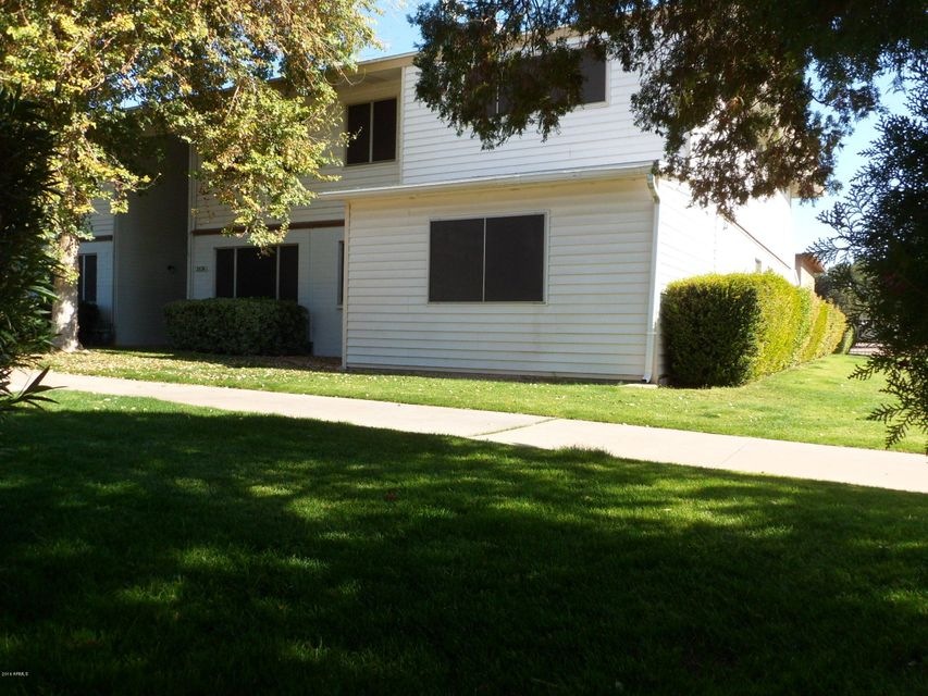 2534 W Berridge Ln #E-206 - 2016-07-27