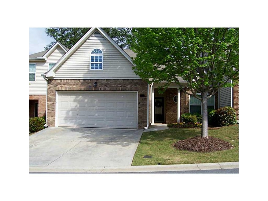Exterior Front. Cute & Cozy Ranch Condo!