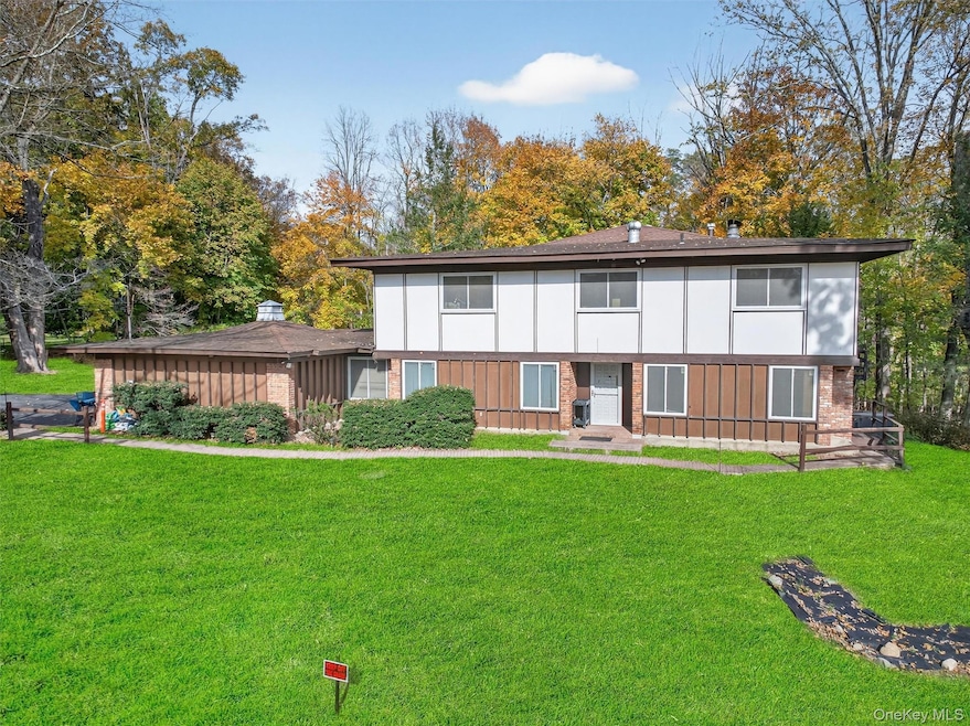 Pending $975,000 • Co-Listing Agent