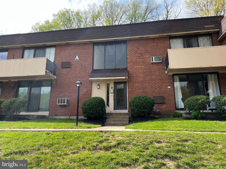 100 E Glenolden Ave unit A14, Glenolden, PA 19036 - photo 1