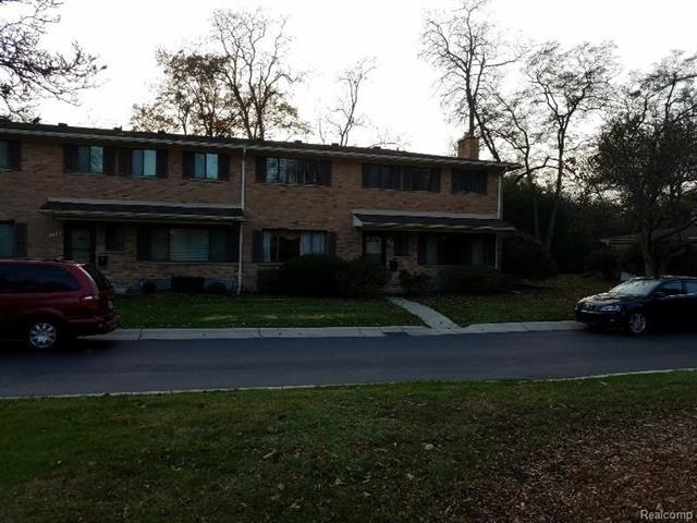 hickorygrove14.jpg