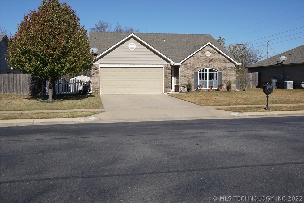 873 E 147th St S, Glenpool, OK 74033 - photo 1