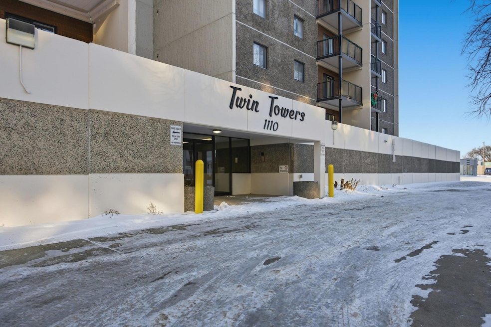 Twin Towers unit 604E, Fargo, ND 58102 - photo 1