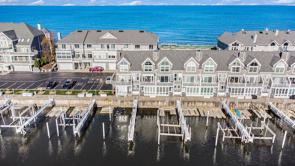 409 Lake 10