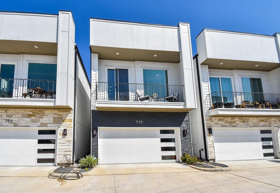 711 Apogee Trail, Houston, TX 77022 - photo 1