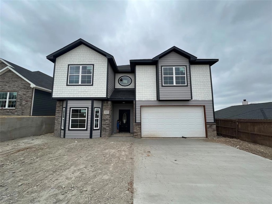5229 Farnsworth AveWelcome home!
