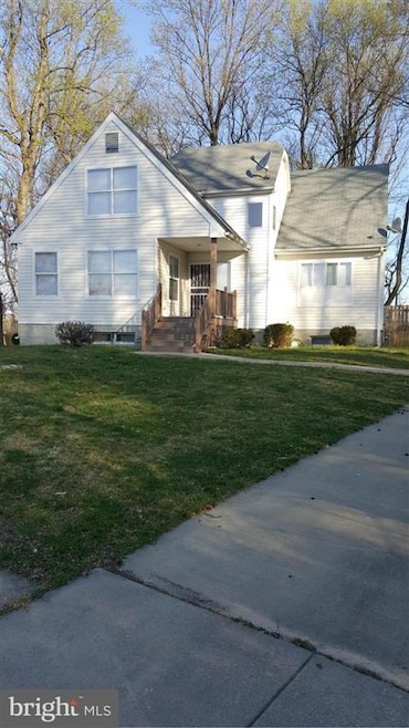 6006 Pemberton Ln, Hyattsville, MD 20785 - photo 1