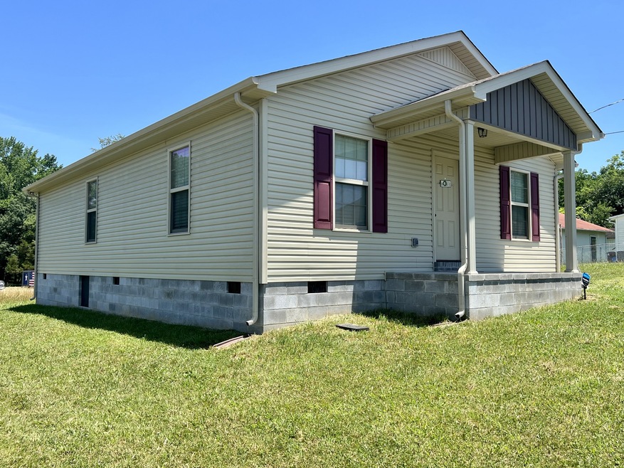 172 Stroud Dr, Manchester, TN 37355 - photo 1