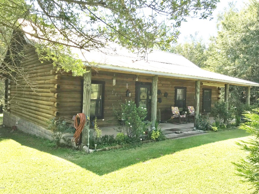 992 W Mchenry Rd, Mc Henry, MS 39561 - photo 1