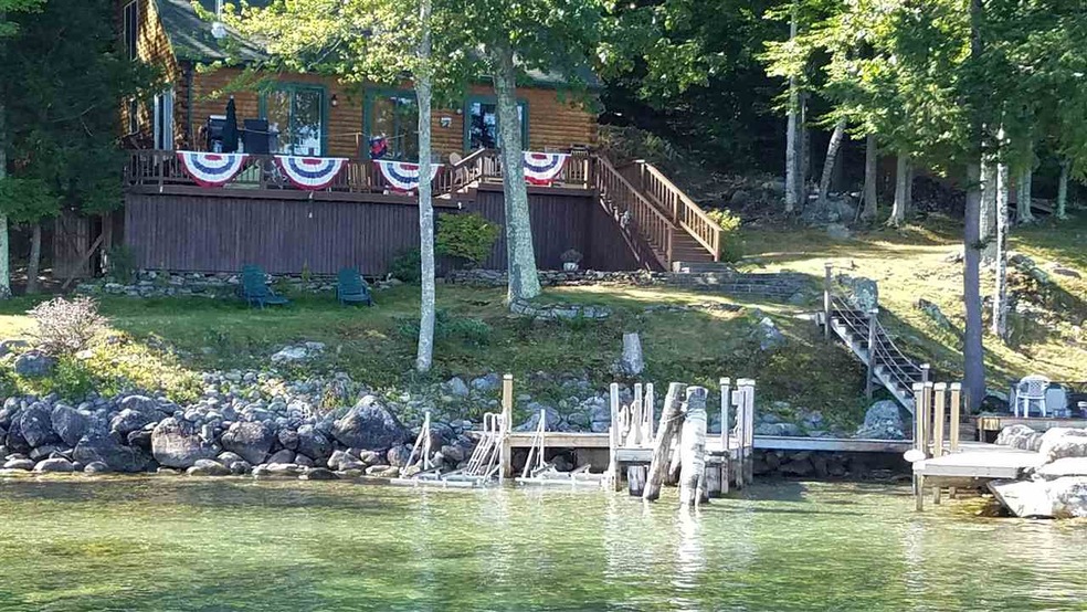 838 Rattlesnake Island, Alton Bay, NH 03810 - photo 1