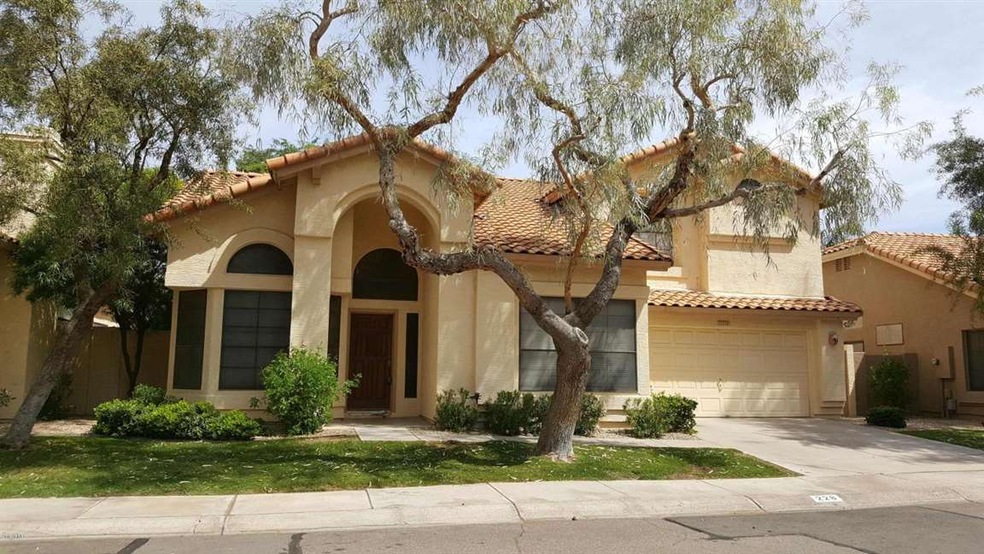 228 W Vera Ln unit II, Tempe, AZ 85284 - photo 1