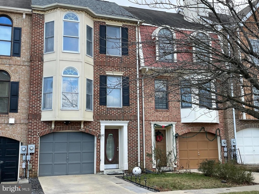 82 Victoria Square, Frederick, MD 21702 - photo 1