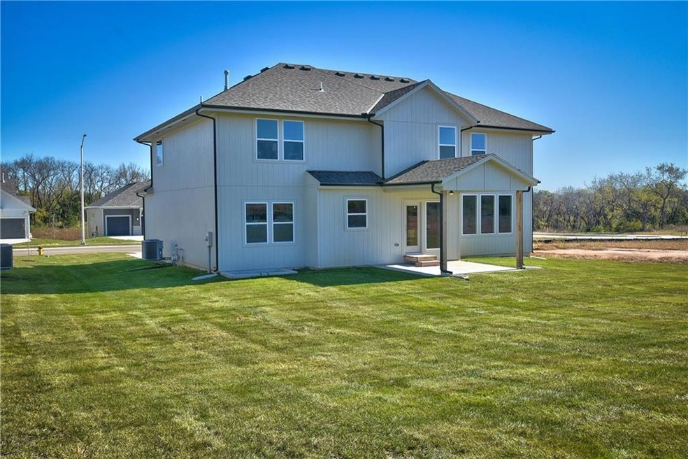 9147 Redbird St, Lenexa, KS 66227 - photo 1