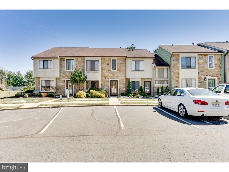 22 Topaz Ln, Trenton, NJ 08690 - photo 1