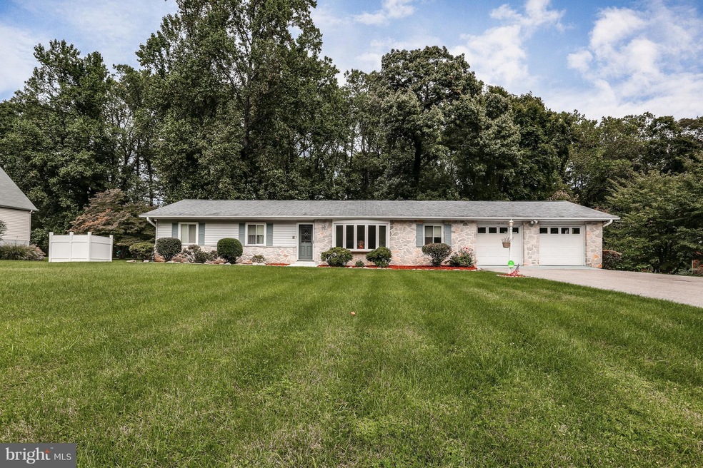 16400 Abbey Dr, Bowie, MD 20715 - photo 1