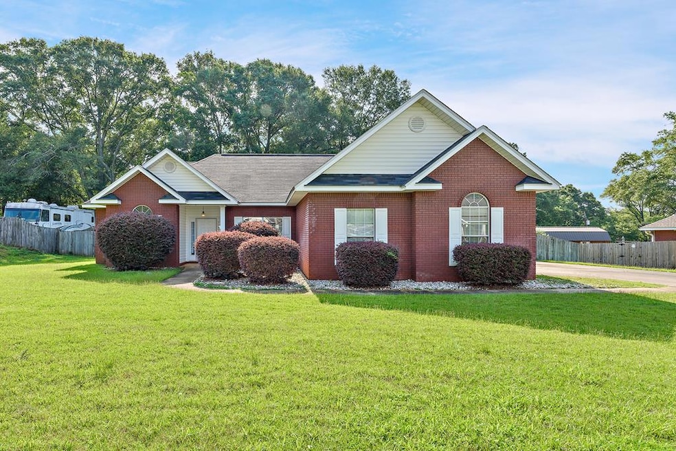 107 Fountain Crest Dr, Enterprise, AL 36330 - photo 1