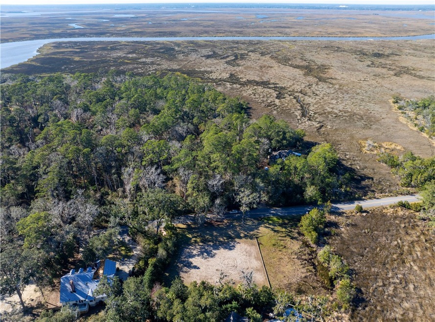76 W Point Dr, Saint Simons Island, GA 31522 - photo 1