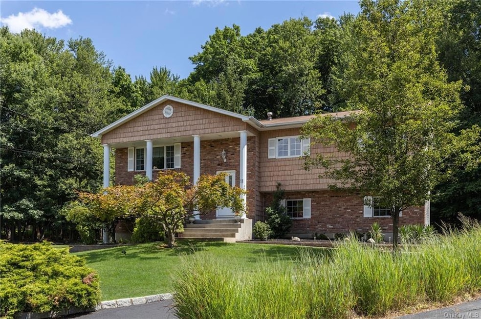 11 Beauregard Terrace, Congers, NY 10920 - photo 1