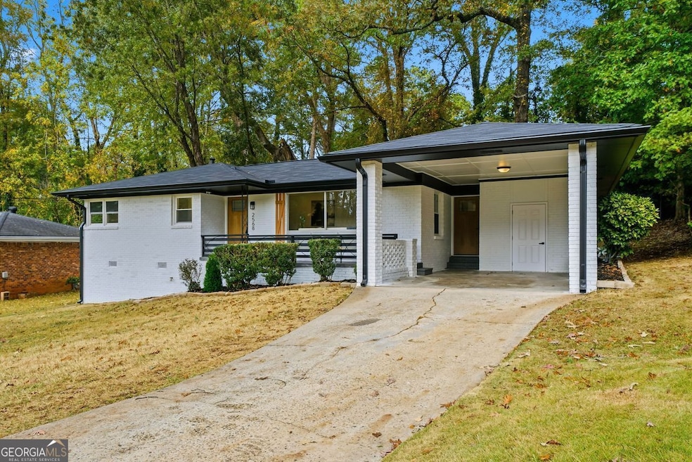 2568 Fontaine Cir, Decatur, GA 30032 - photo 1