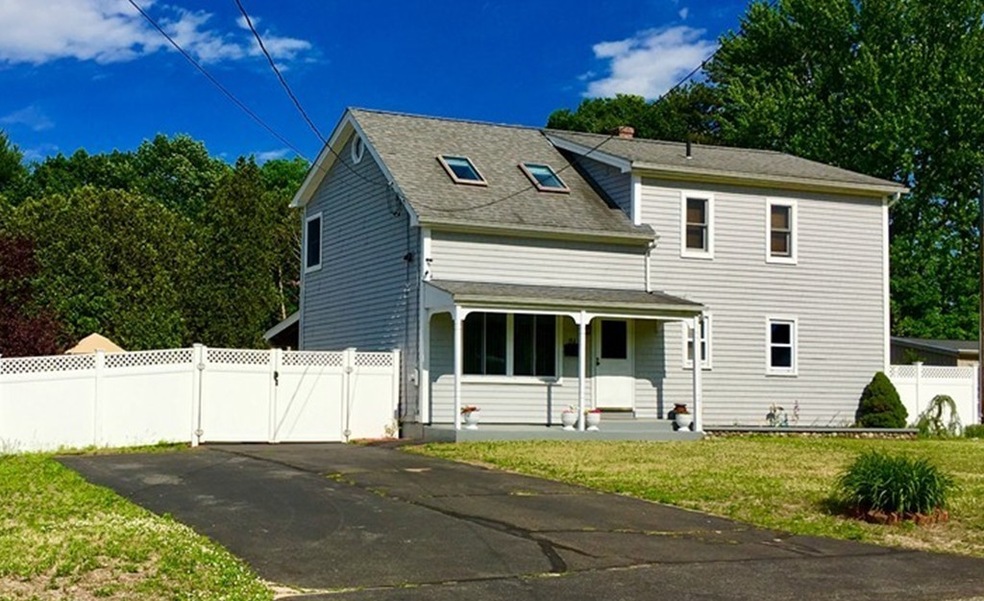 21 Deslauriers St, Chicopee, MA 01020 - photo 1