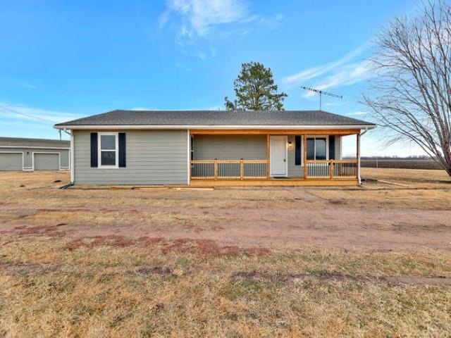 5596 W 69th St N, Valley Center, KS 67147 - photo 1