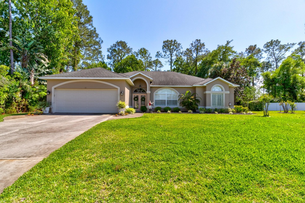 19 Crescent Lake Way