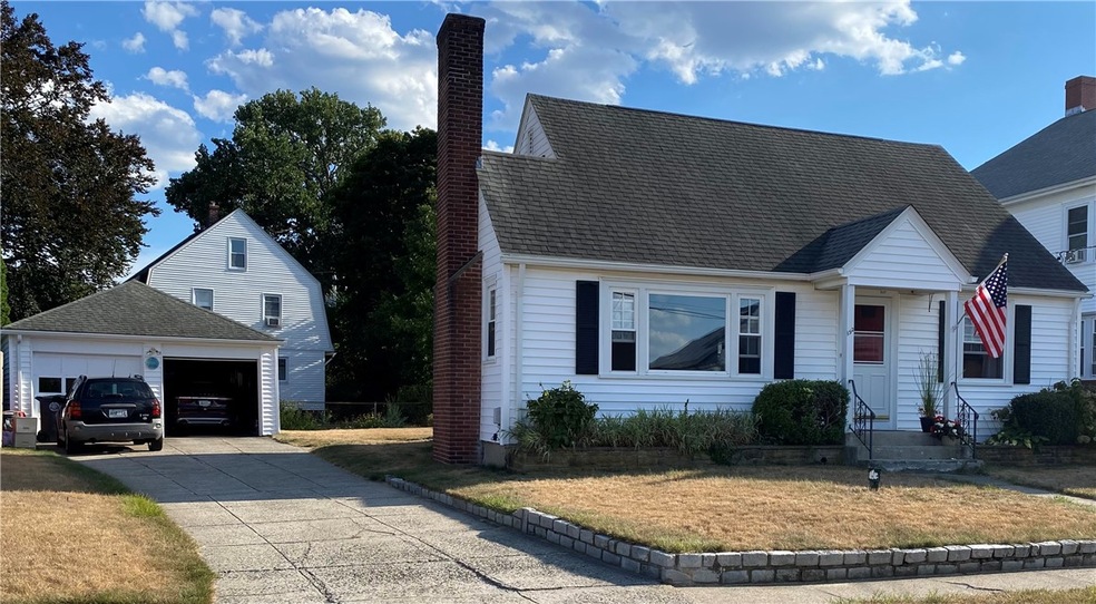 152 Ferncrest Ave, Cranston, RI 02905 - photo 1