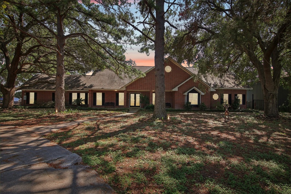 18439 Tomball Waller Rd, Tomball, TX 77377 - photo 1